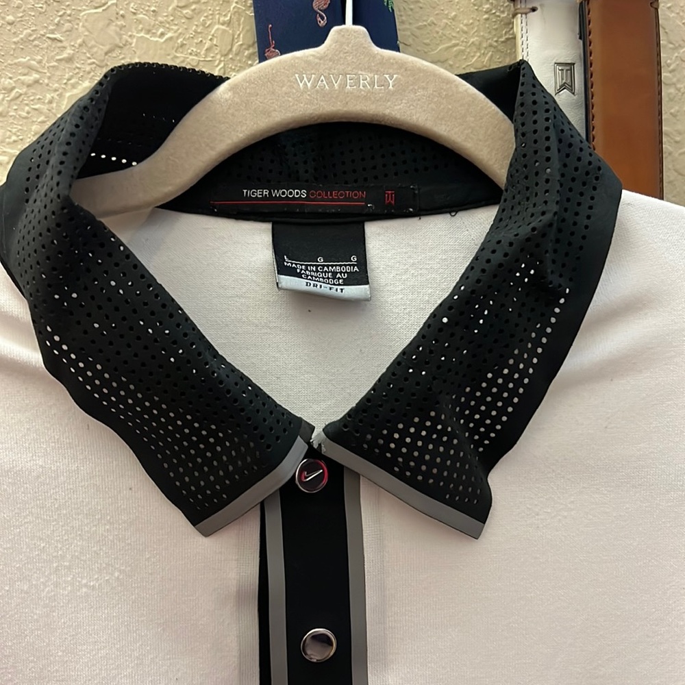 COPY - Nike Tiger Woods Collection Golf Shirt